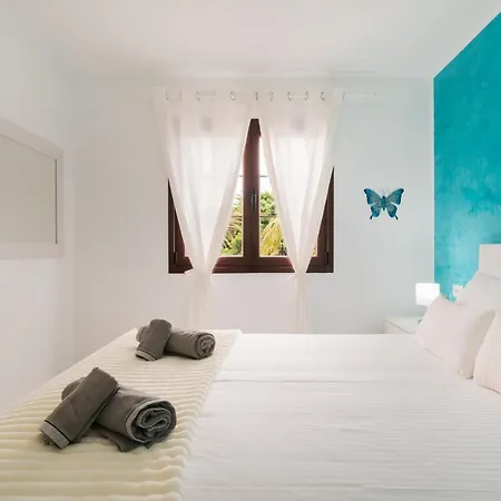 Lanzahost Casa Juan 公寓 *